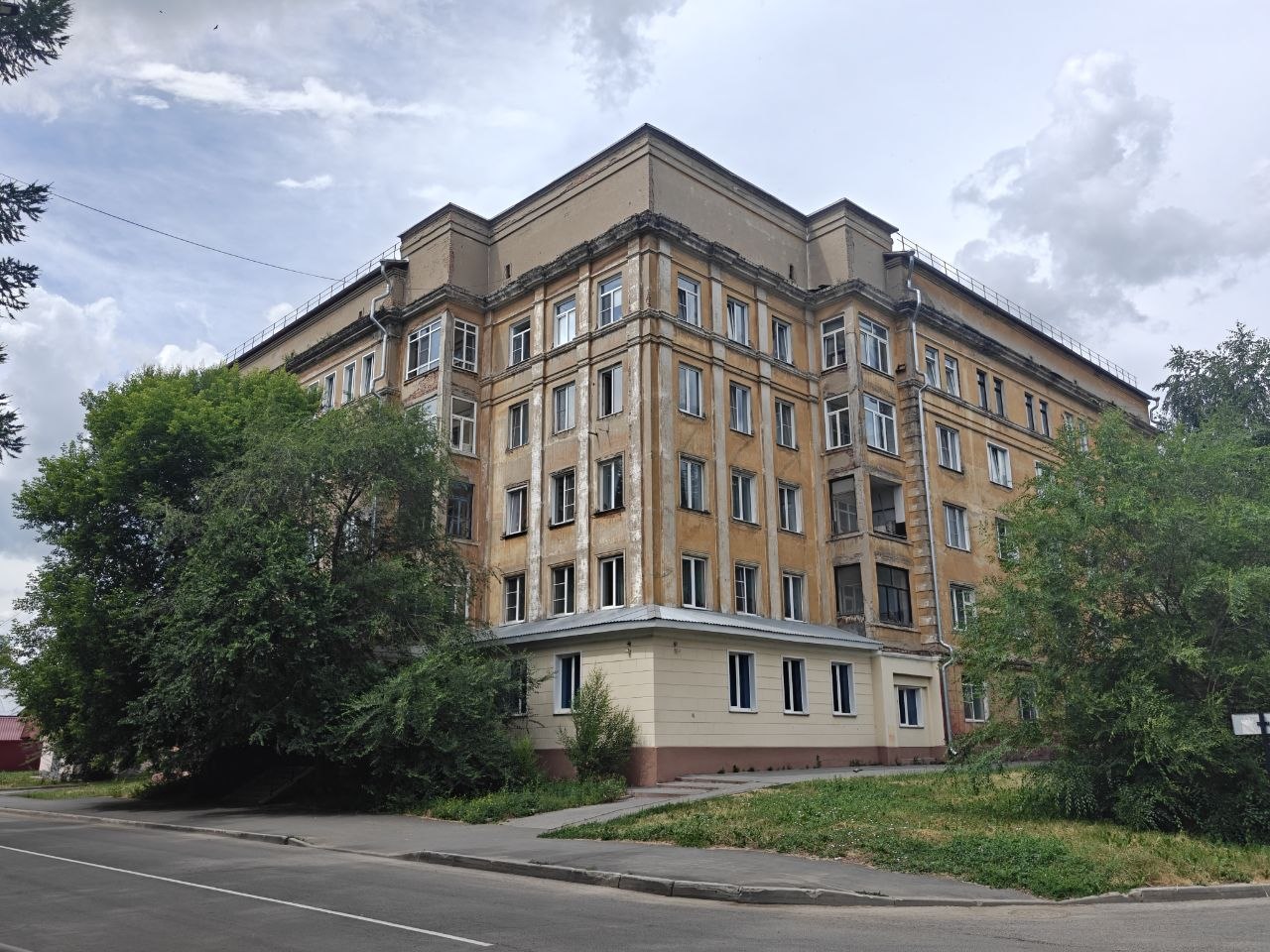 Студенты КемГИК: Матвеева А. А., Мельникова С. Ю. Дата съемки: 06.07.2026.
